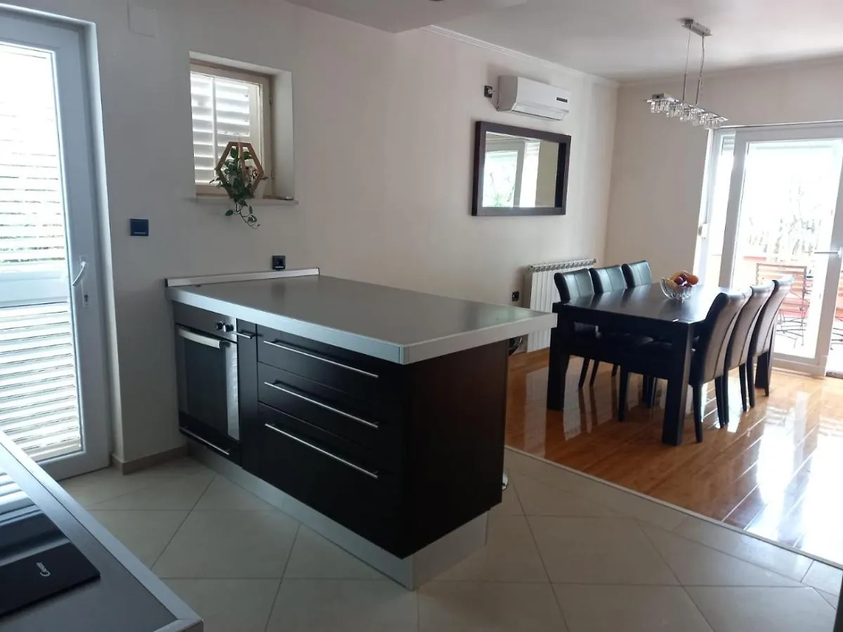 Apartment Kucica Zadar Hırvatistan